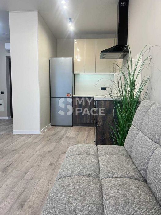 ТОП ЦІНА! Змієнка. Варшавський 3 З РЕМОНТОМ.Ретровіль.Оболонь.