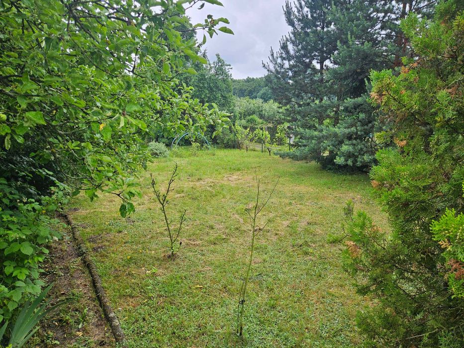 Sprzedam działkę ROD „Wiosna” w centrum Oławy – 379 m² (narożna)