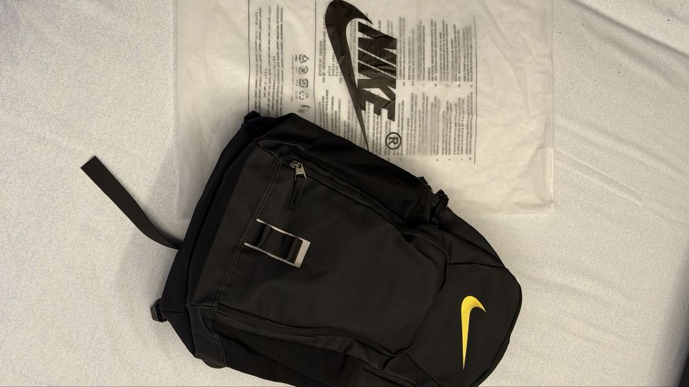 Mochila nike nova