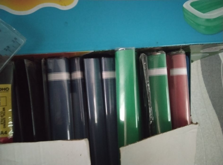 Продаю канцелярию