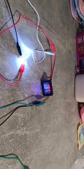 Измеритель цифровой напряжения и тока 0-100В / 10А, с двойным дисплеем