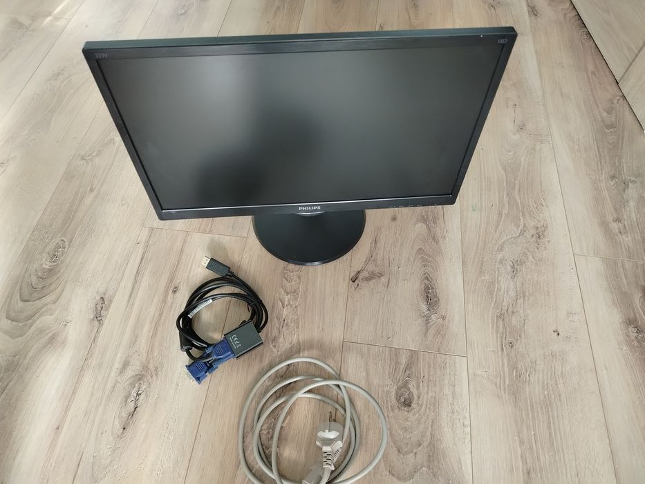 Monitor do komputera 19