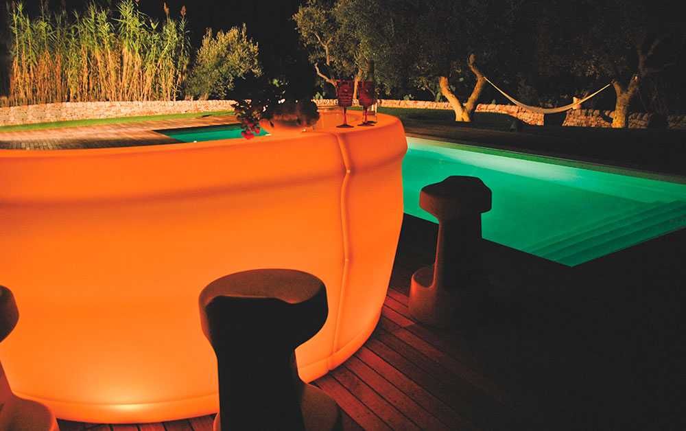 Bar com iluminação