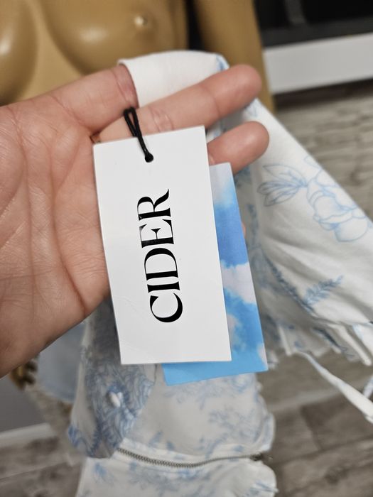 Top gorset Cider biało-niebieski w kwiatki rozmiar XL romantyczny