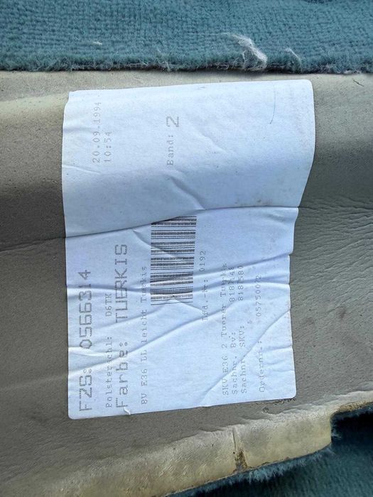 DYWAN BMW E36 COUPE zielony turkusowy rarytas podłoga tapicerka dywany