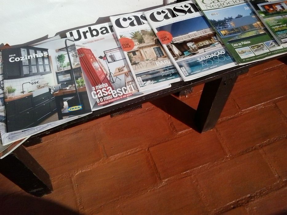 Livros revistas decoração dvd´s Alemães portugueses e ingleses