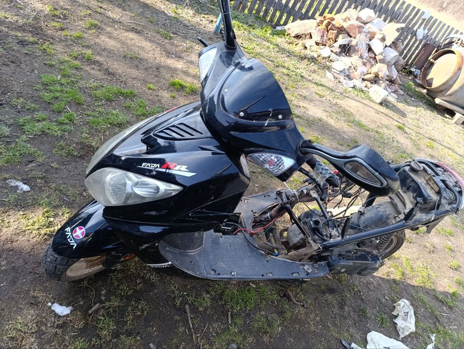 Пластик от скутера фада