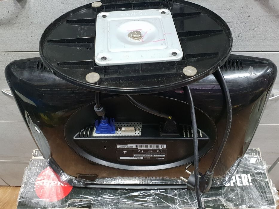 Монитор Samsung 932BF "19"