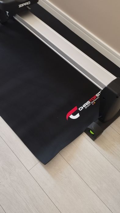 Mata ochronna pod sprzęt fitness