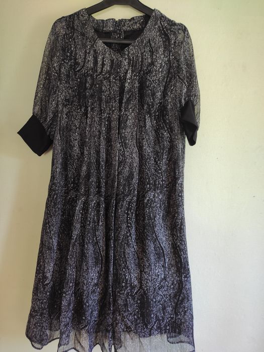 Плаття шифонове, розмір M.