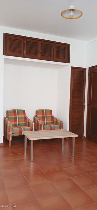 T1 em Setúbal / Fonte Nova