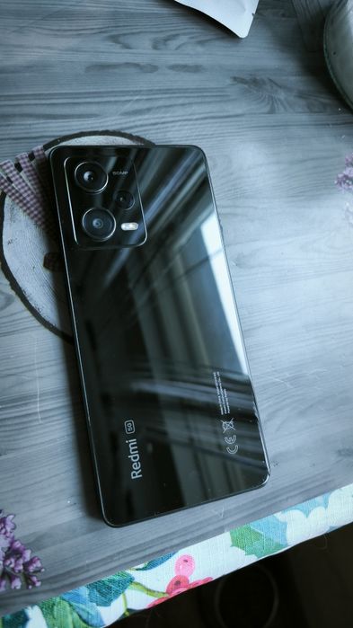 Продам телефон Xiaomi Redmi Note 12Pro 5G 8/256 Midnight Black