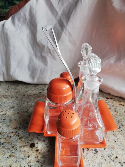 sygnowany kabaret zestaw do przypraw