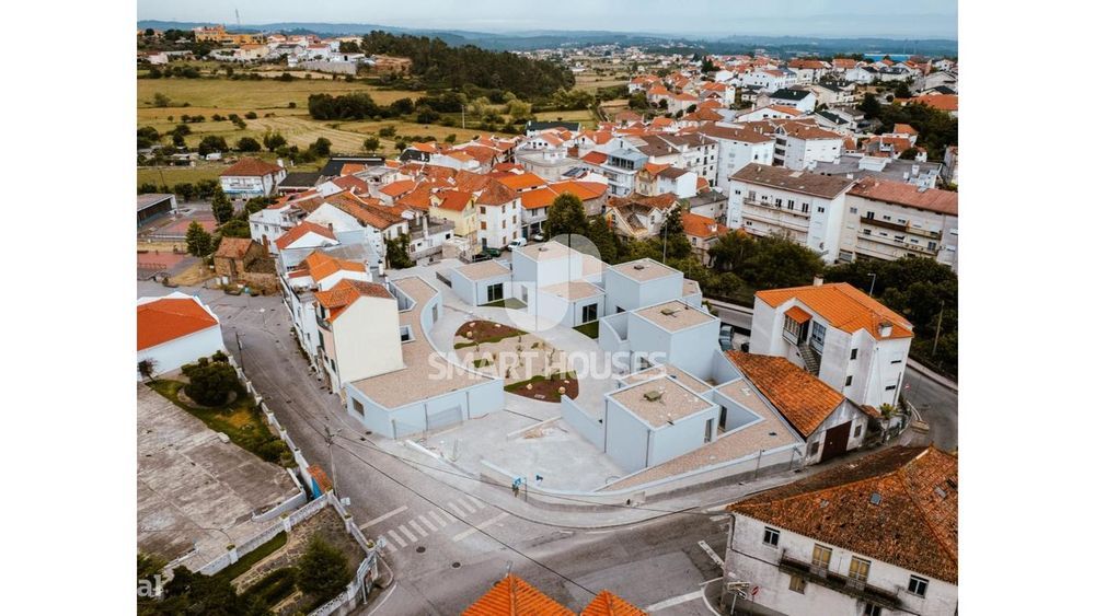 Moradia T3 c/ terraço centro São Romão — Seia, São Romão E Lapa Dos Dinheiros, Guarda