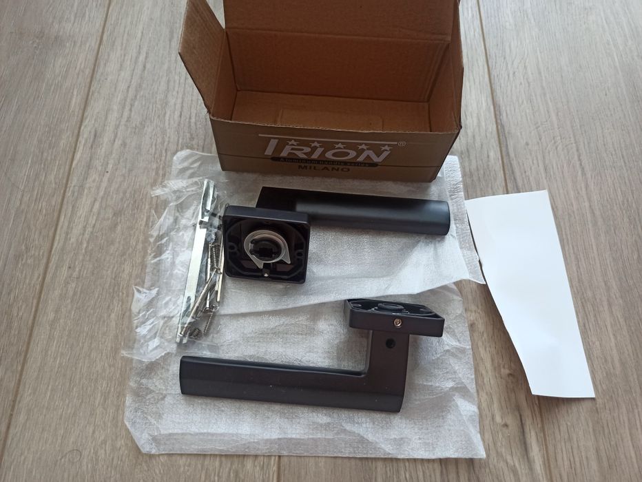 Ручка для міжкімнатних дверей  trion