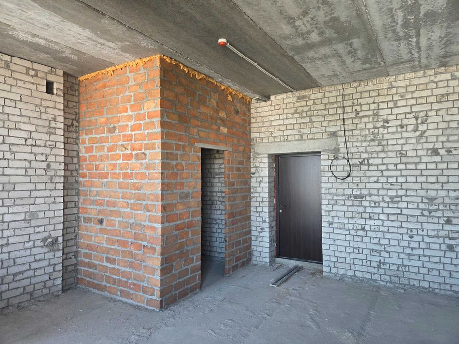 Продам 1 комнатная  ЖК Алые Паруса