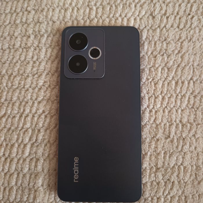 Smartfon Realme 14t, stan idealny