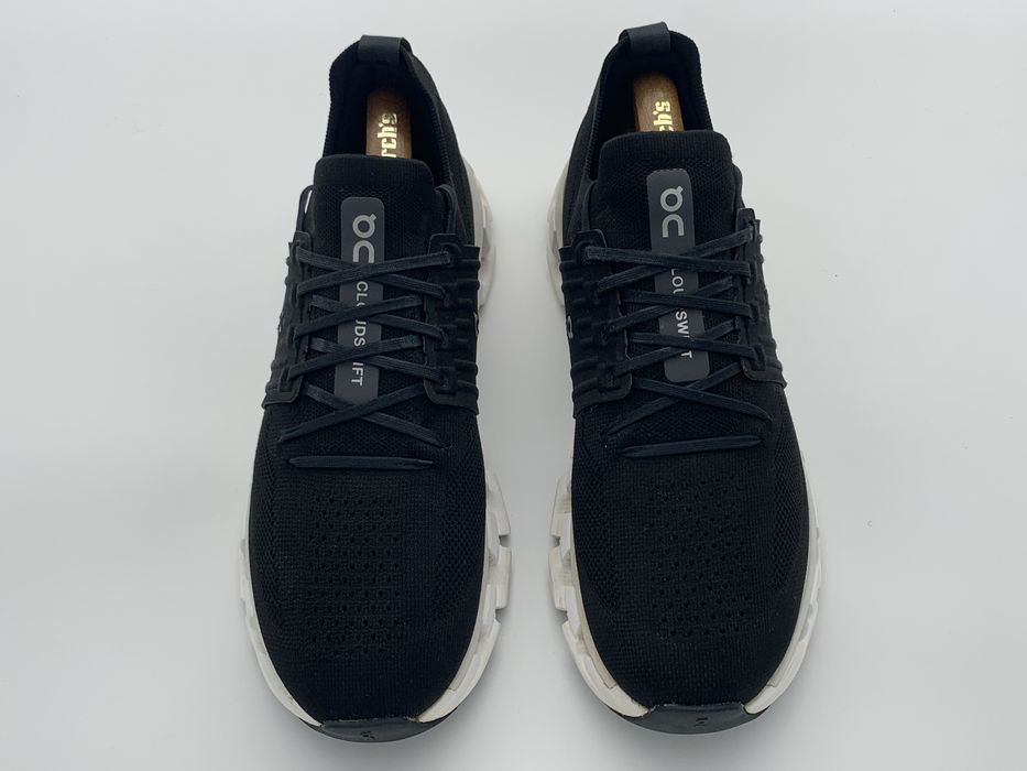 On Cloud Running Swiss Engineering_Cloudswift 3_Sneakersy Adidasy Running Bieganie Meskie Buty_46