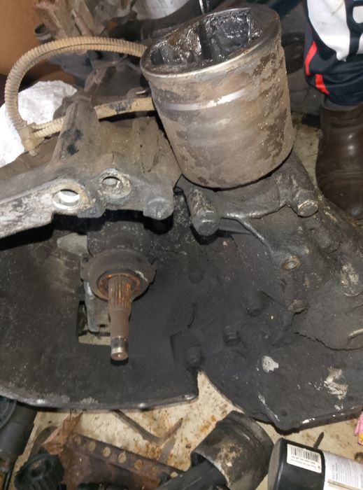 Коробка Рено трафік2.1д.