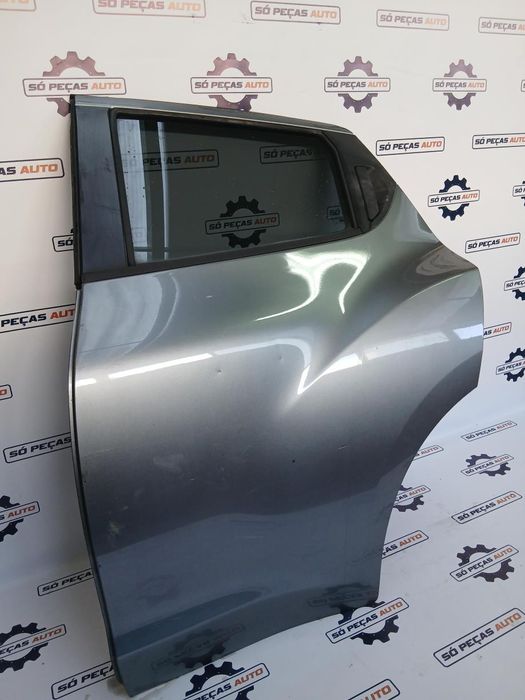 PORTA TRASEIRA ESQUERDA CINZA ESCURO NISSAN JUKE 1.6 16V ANO: 2017