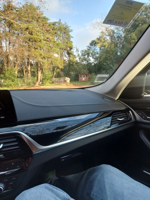 BMW 520 Luxury carrinha (93km - 2018) particular nacional