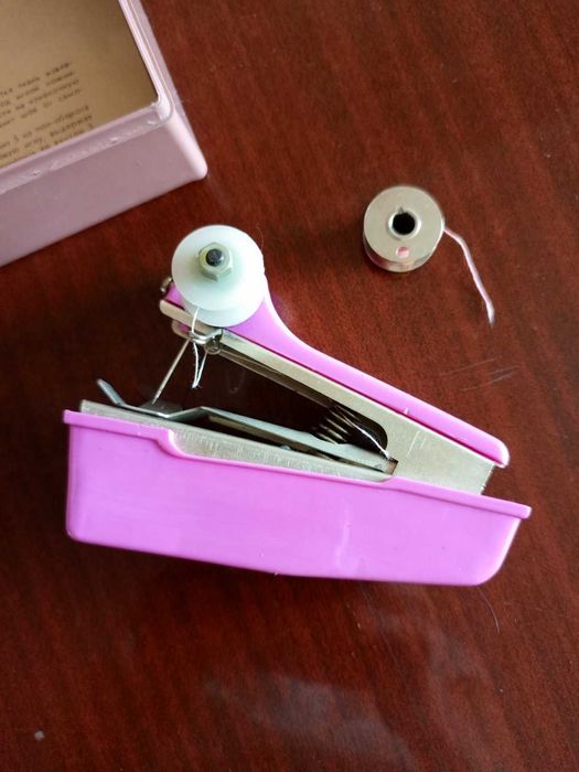 Міні-швейна машинка часів СРСР