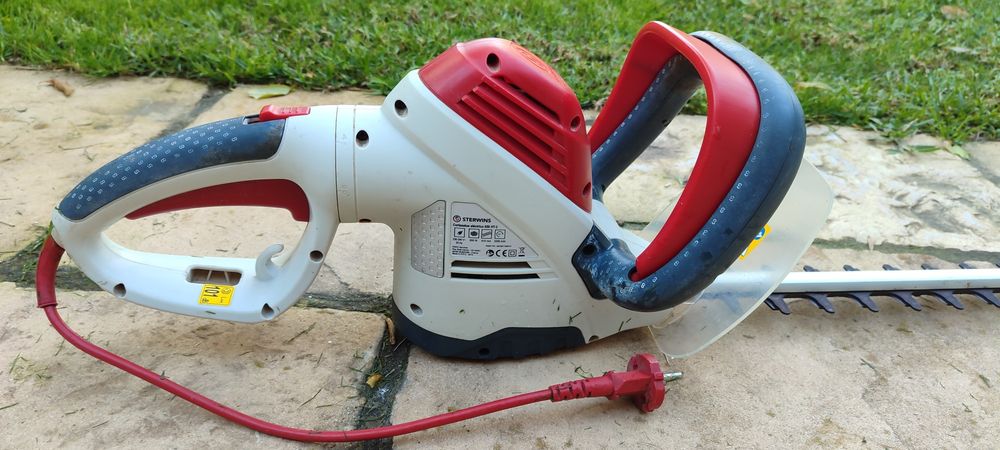 Serra corta sebes eletrica