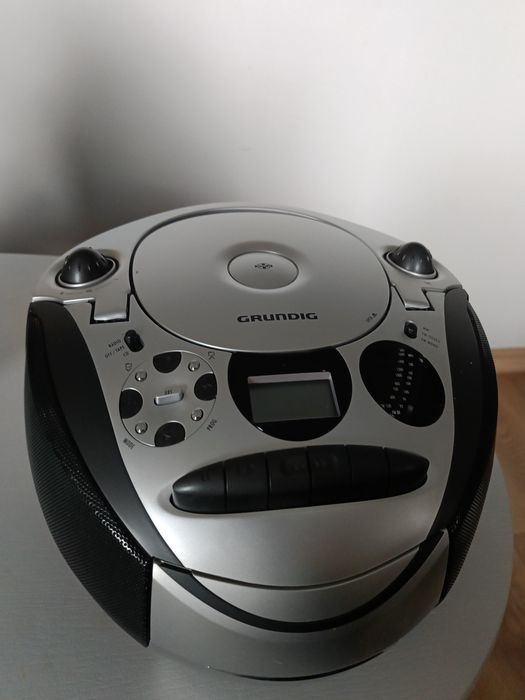 Do sprzedania Bumbox Grundig