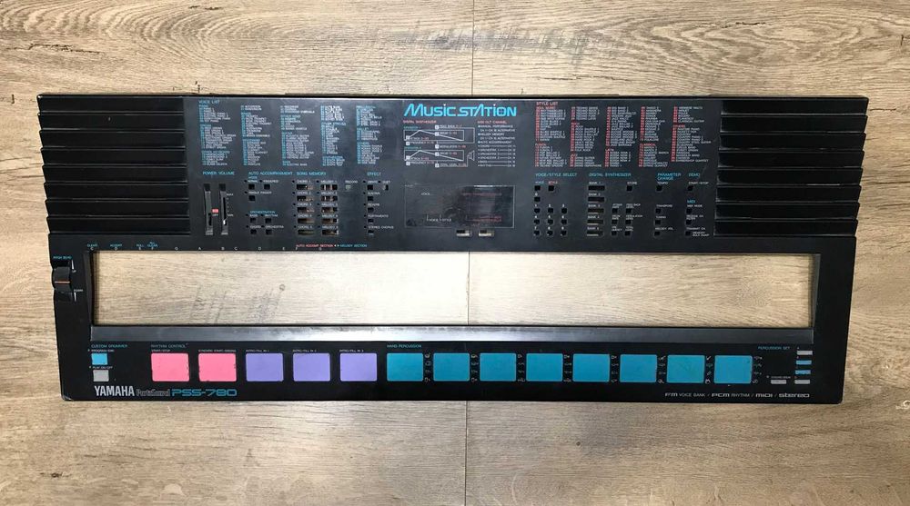 Yamaha PSS 780, obudowa, głośniki, części, podzespoły