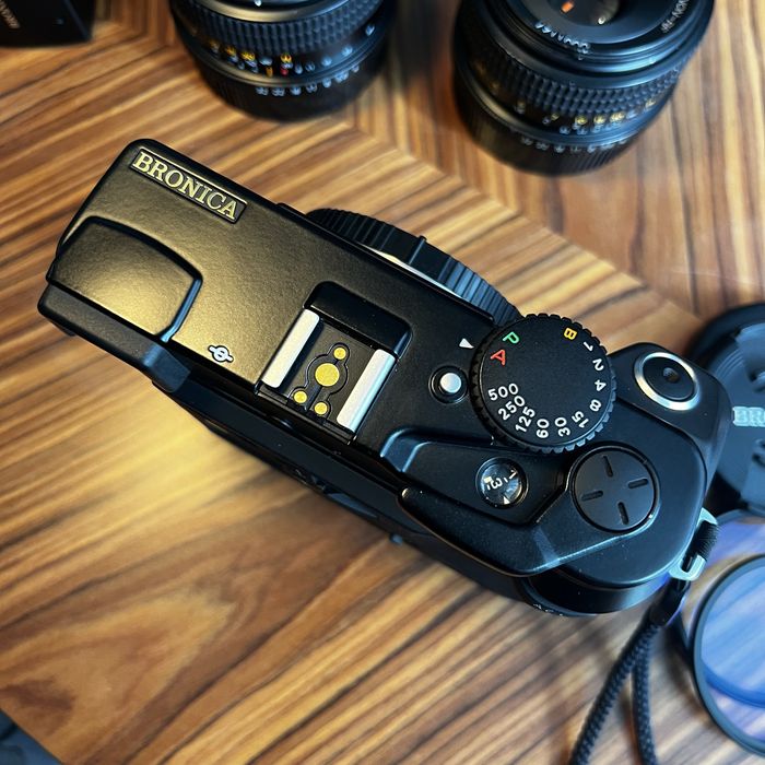 Aparat Bronica RF645