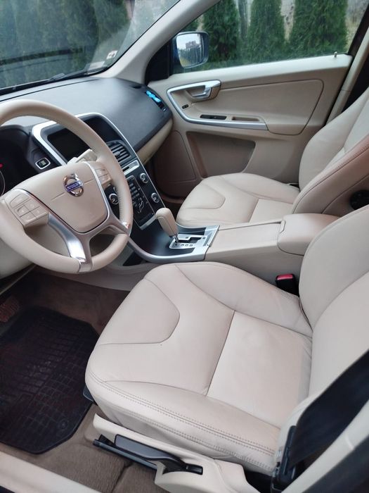 Sprzedam VOLVO XC60 Salon Polska