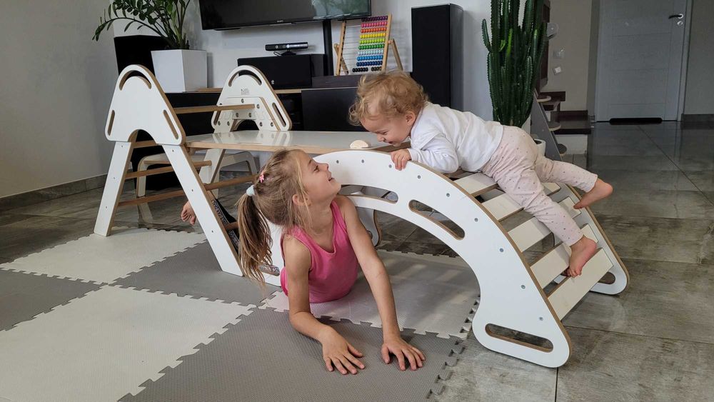 Mega wyprzedaż! bujaki, drabinki, ślizgi, kitchenhelpery, producent!