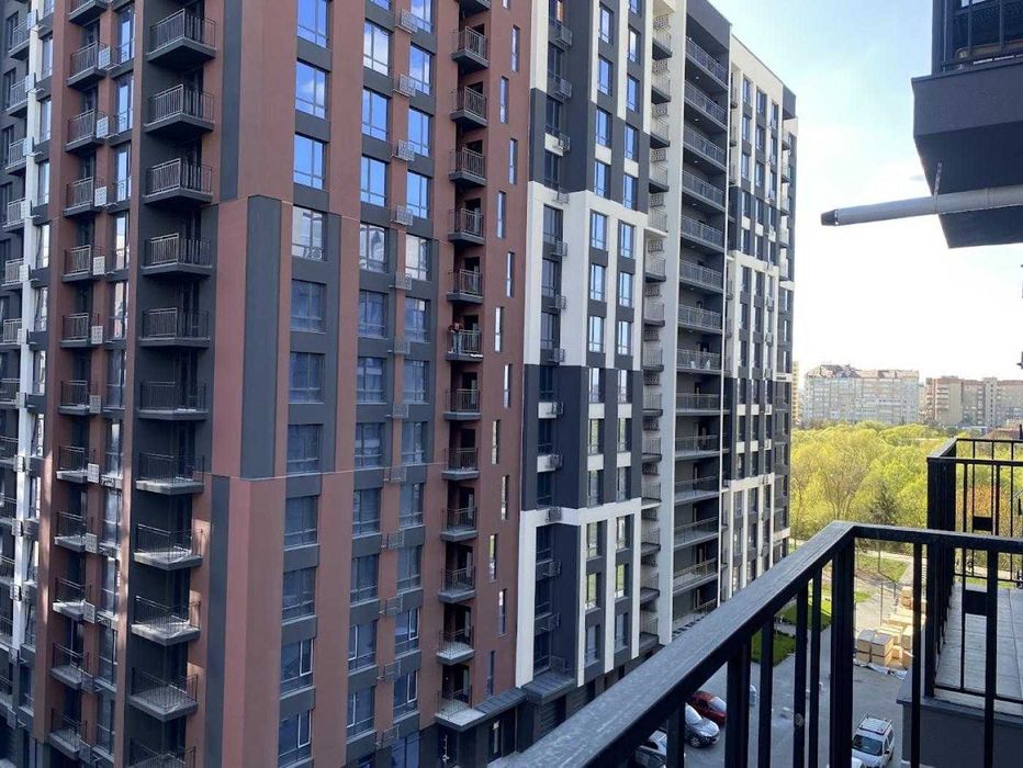 Продам 2 кімн квартиру в зданому будинку