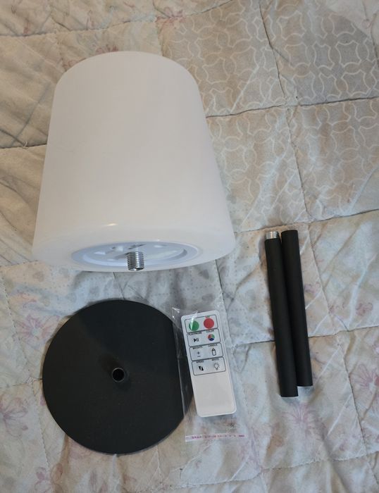 Lampka stołowa bezprzewodowa rgb