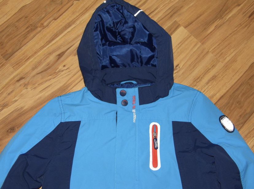 Куртка Деми C&A (Германия) на 7-8 л