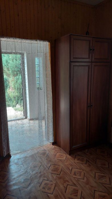 Продам в тихом красивом месте Нововодолажском района  дом  с ставком