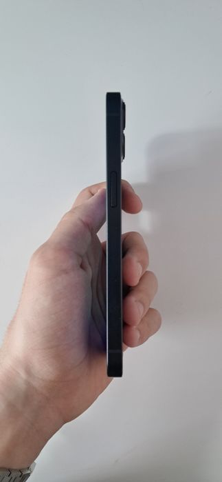 iPhone 13 APPLE (6.1'' - 128 GB - Midnight blue) com garantia