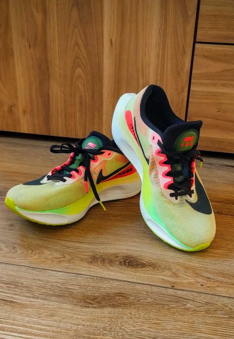 Buty Nike Zoom Fly 5 rozm. 42