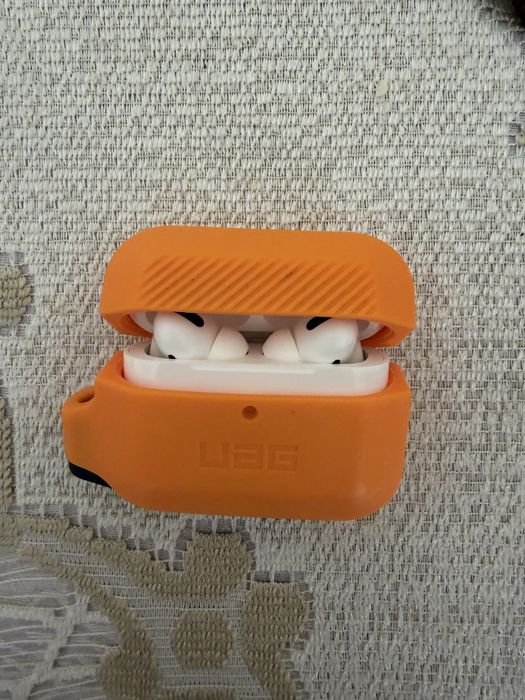 Продам оригинал AirPods Pro 1 Поколения