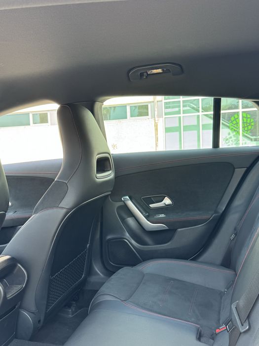 CLA 180 AMG line automático Garantia Mercedes