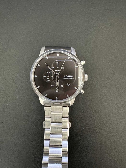 Zegarek Lorus VD57-x123 - czarna tarcza - chronograph - szafirowe szkło - mechanizm seiko VD57