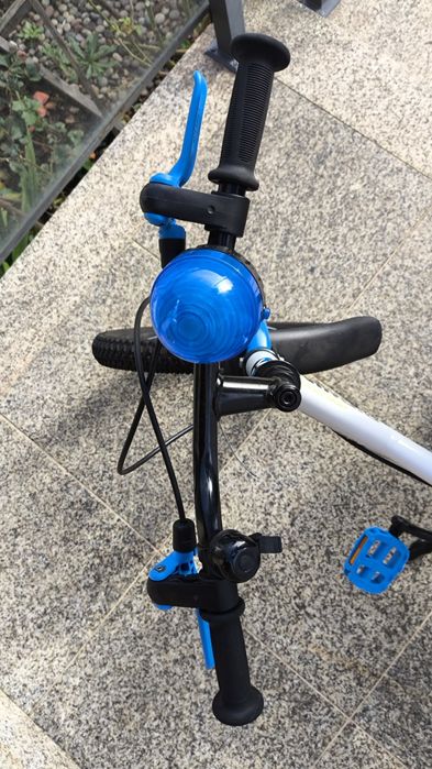 Bicicleta criança roda 16, como nova!