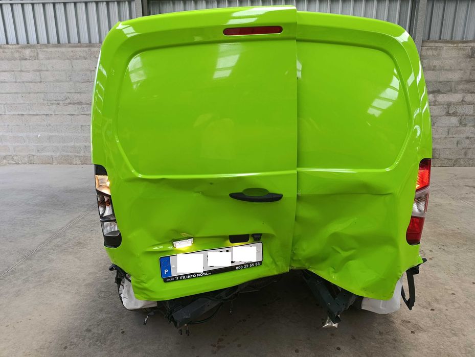 OPEL COMBO 1.5 CDTI LONGA - 130 CV (IVA DEDUTÍVEL)