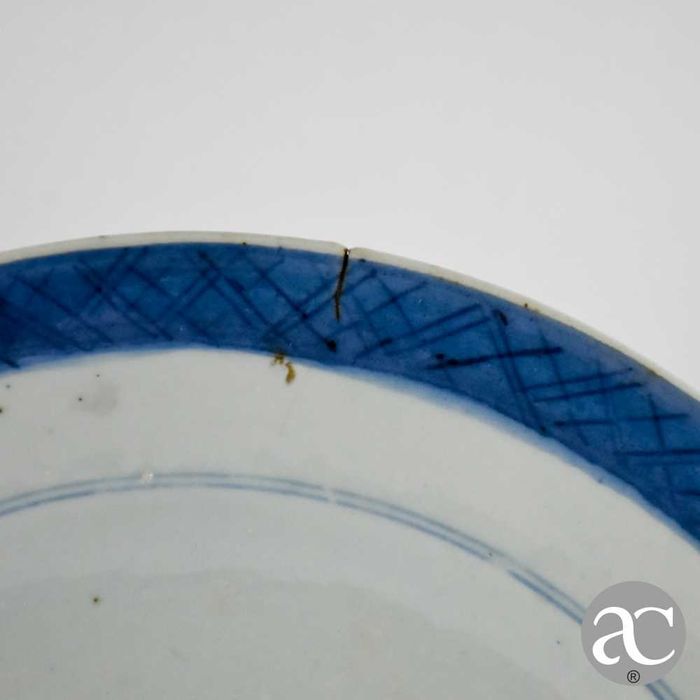 Prato porcelana China, Dinastia Qing, Período Qianlong, séc. XVIII n3