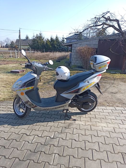 Skuter 125  z2008 roku