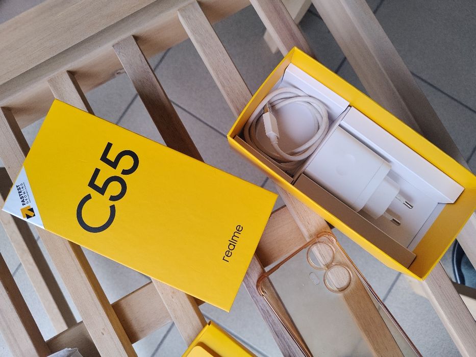 Telefon komórkowy Realme C55 6GB 128GB  pudełko ładowarka stan idealny
