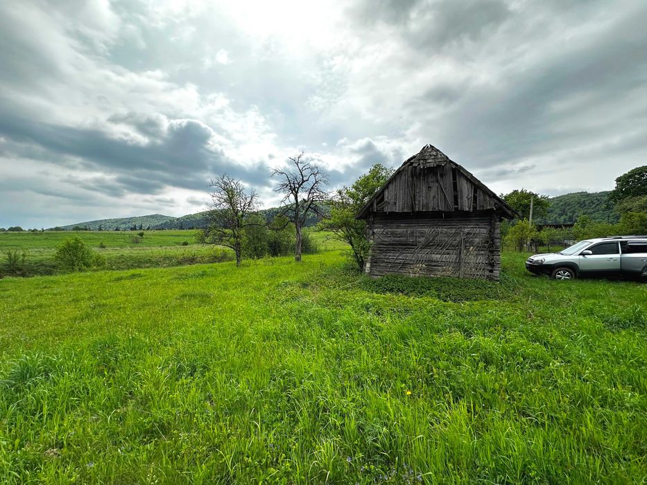 Продається земельна ділянка в карпатах