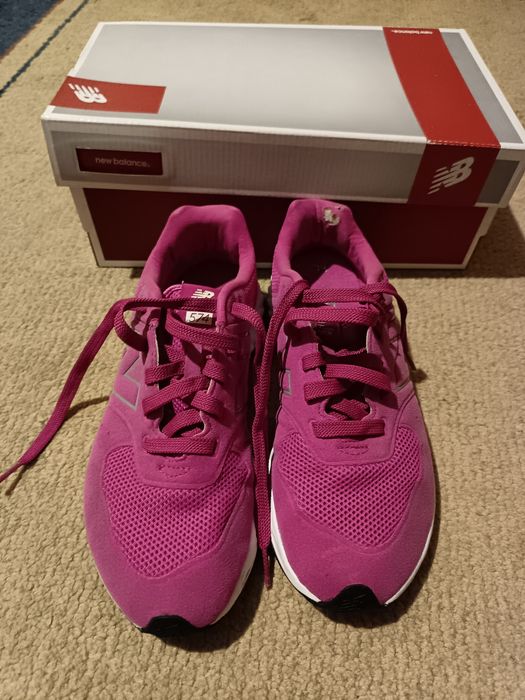 Tênis New Balance tamanho 37