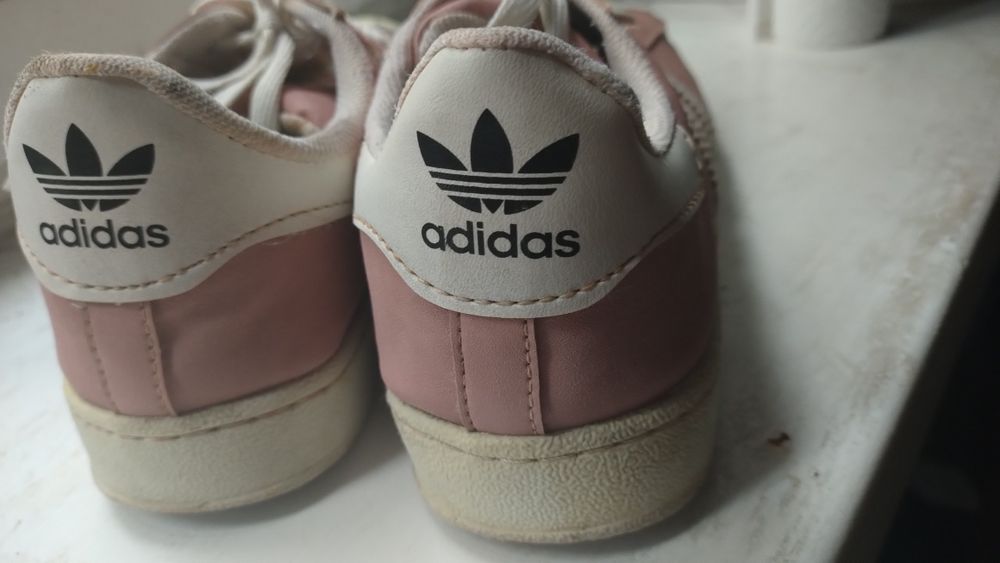 Buty adidas superstar