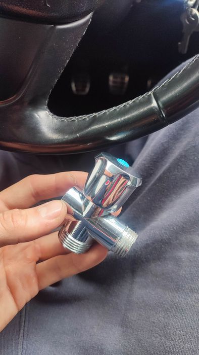 Кран для подключения стиральной и посудомоечной машинки